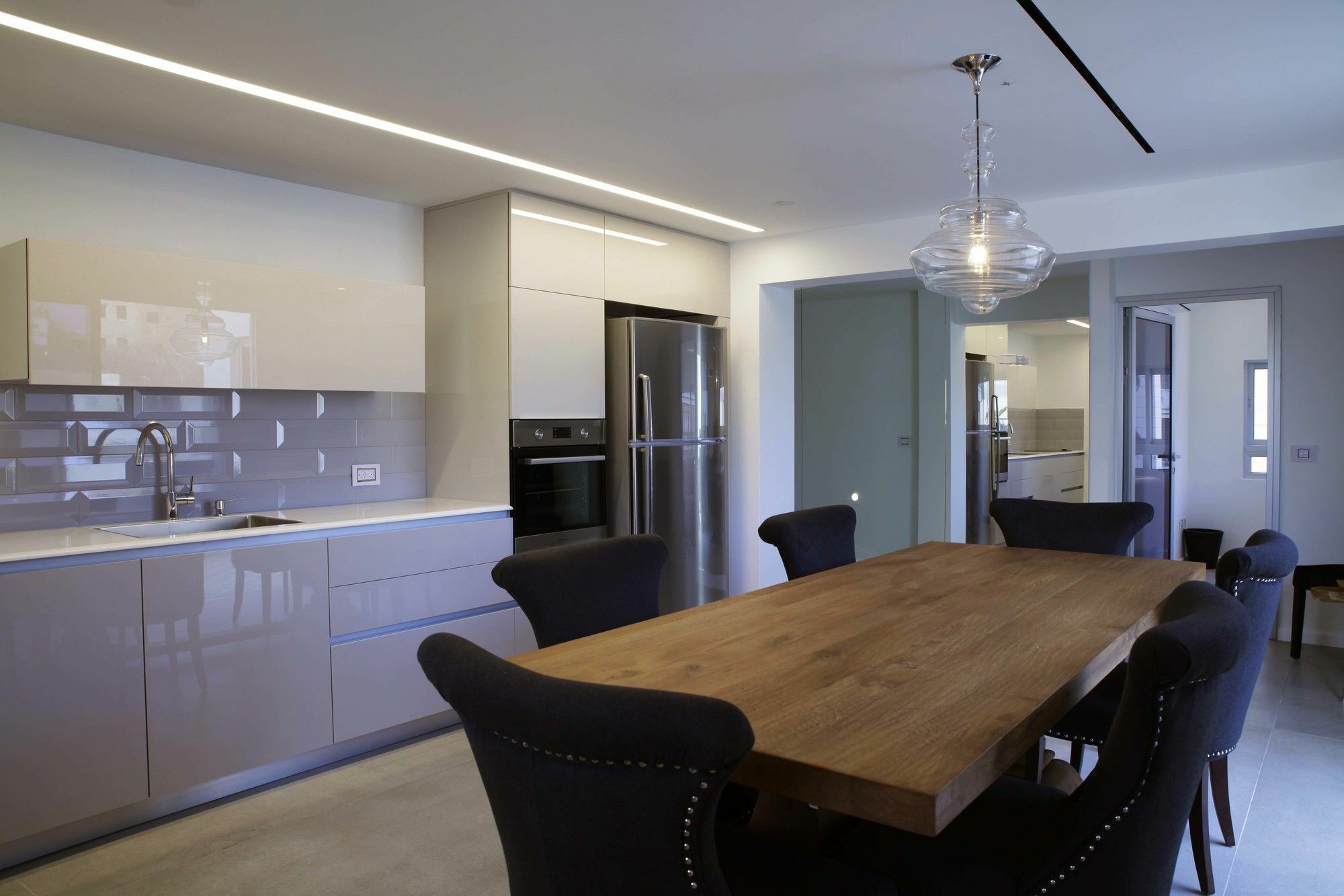 K Suites Tlv By The Beach เทลอาวีฟ ภายนอก รูปภาพ